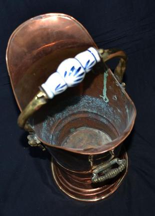 Подставка под зонтик.