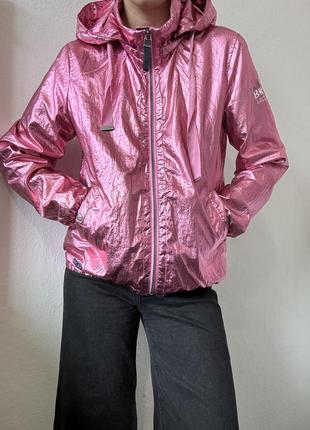Трендовая куртка металлик ветровка разовая спортивная куртка оверсайз легкая куртка весенняя актуальная ветровка7 фото