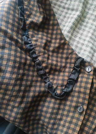 Красива блуза з комірцем в клітинку і вінтажному стилі5 фото