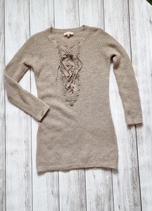 Женский вязаный свитер цвета нюд
