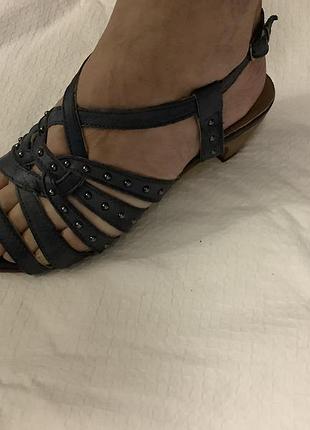 Босоножки кожаные, р-37 san marina