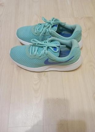 Кроссовки nike оригинал6 фото