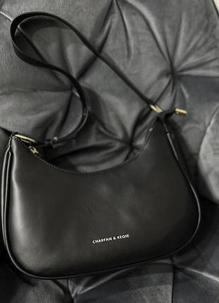 Черная женская сумочка1 фото