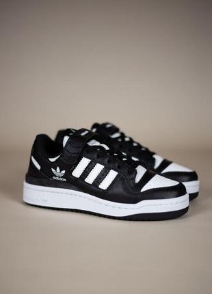 Женские кроссовки adidas forum 84 low black white адидас форум черновое с бежками