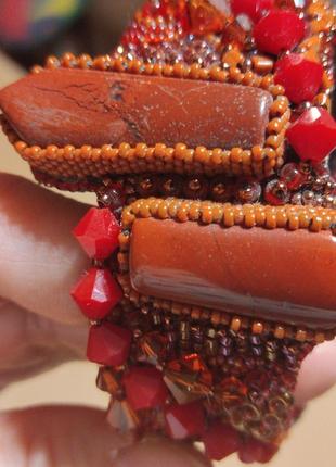 Браслет из натального камня, оплетенный японским и чешским бисером