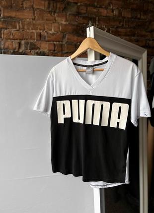 Puma women’s short sleeve t-shirt center logo black/white жіноча футболка1 фото