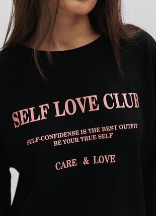 Жіночий світшот з принтом self love club чорний2 фото