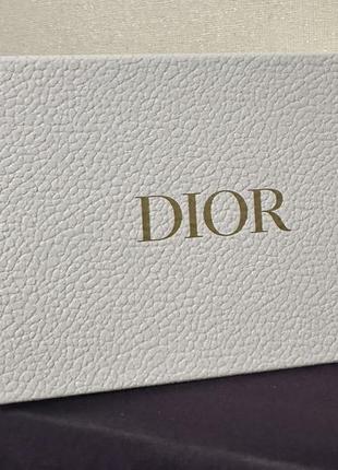 Dior фірмова тиснена коробка оригінал3 фото