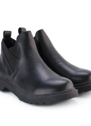 Стильные черные осенние деми ботинки низкий ход модные короткие3 фото