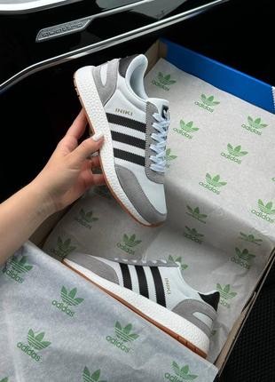 Женские кроссовки adidas originals iniki w white gray black3 фото