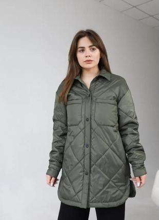 Весенняя стеганая куртка цвета хаки на эко-пухе с отложным воротником, больших  размеров от 42 до 54