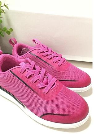 Р.29,30 clarks кроссовки девичьи оригинал