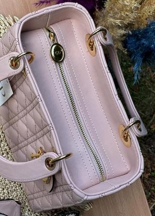 Сумка в стиле леди диор пудра, сумка в стиле лебеди диор, розовая сумка в стиле dior ledy6 фото