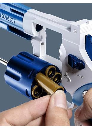 Игрушечный пластиковый револьвер питон 357 стреляет мягкими пулями с отделяющейся гильзой3 фото