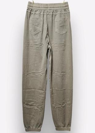 Жіночі штани джинсові на гумці джогери5 фото