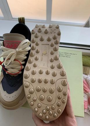 Кроссовки off-white