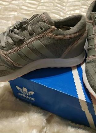 Кросівки adidas2 фото