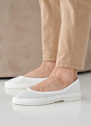 Літні білі жіночі легкі туфлі перфоровані,мокасини з перфорацією шкіряні/шкіра-жіноче взуття на літо3 фото