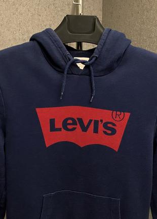 Синяя толстовка от бренда levis3 фото