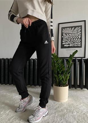 Крутые брюки оригинал adidas originals1 фото