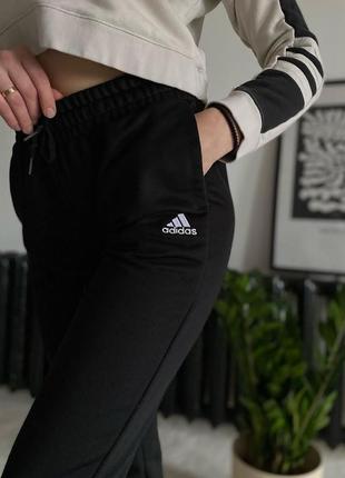 Круті штани оригінал adidas originals3 фото