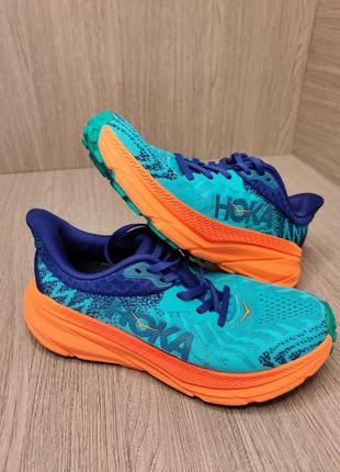 Hoka challenger art 7 38/24