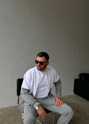 Весенний спортивный костюм люксового качества