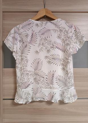 Летняя блуза с рюшами и завязками в тропический принт сафари стиль3 фото