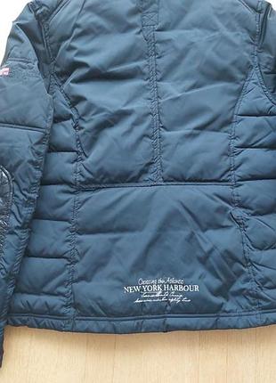 Курточка женская фирмы soccx