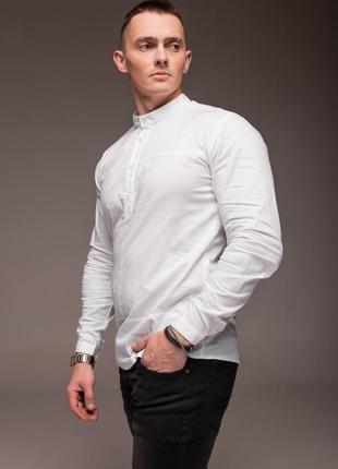 Белая мужская рубашка casual воротничок - стойка3 фото