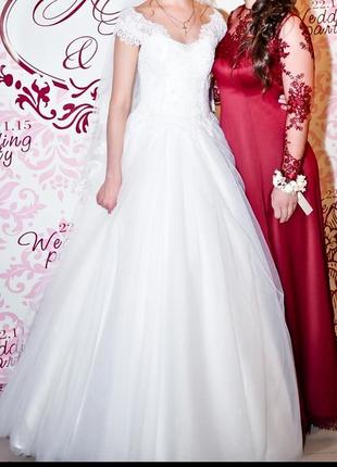 Весільна сукня, в чудовому стані, kahiani t6 фото
