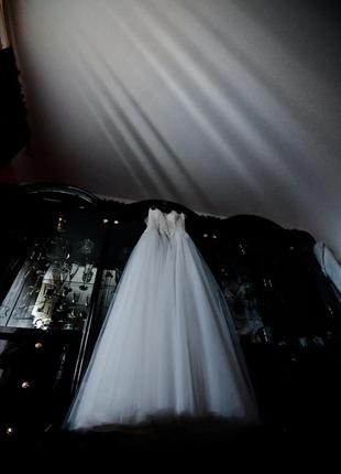 Весільна сукня, в чудовому стані, kahiani t2 фото