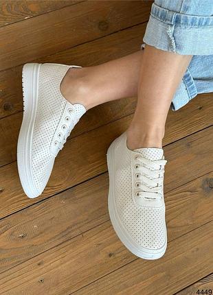 Женская обувь, красивые женские мокасины