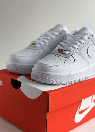 Кроссовки nike air force white хорошо ароматизируют при ходьбе или беге4 фото