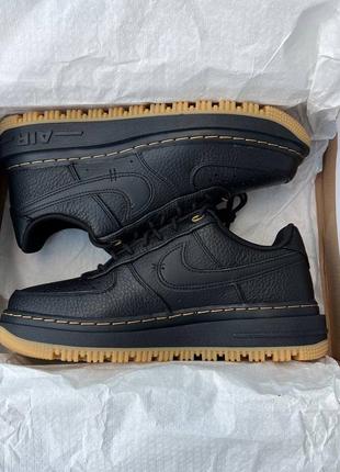 Кроссовки кроссовки nike air force 1 luxe (db4109-001) оригинал!3 фото