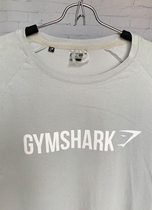 Футболка британского бренда "gymshark" в размере м