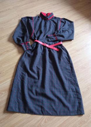 Винтажное винтажное шерстяное платье.1 фото