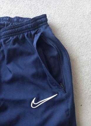 Брендовые спортивные штаны nike.7 фото