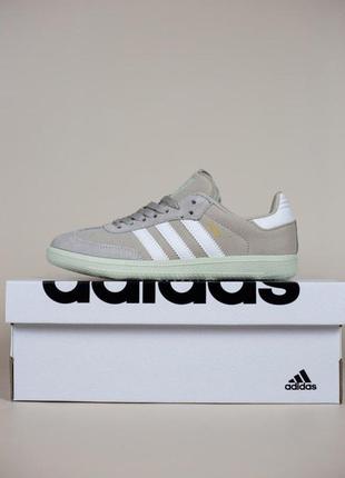 Женские кроссовки adidas samba beige1 фото