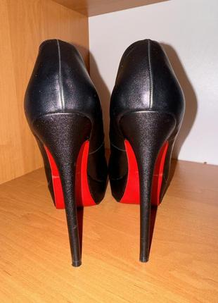 Туфли черные кожаные christian louboutin3 фото