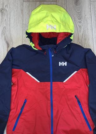 Курточка ветровка helly  hansen 134 р в идеале