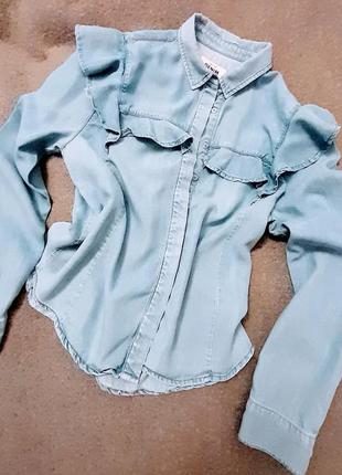 Рубашка голубого клерса denim от бренда new look1 фото