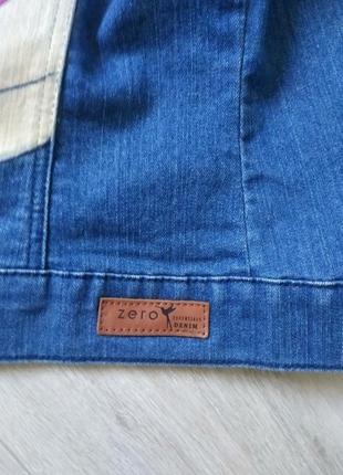 Джинсовка, джинсовая жилетка, трендовая с рисунком на спине, жилет.4 фото