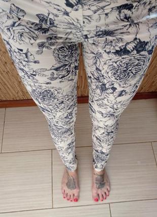 Джинси жіночі