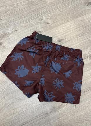 Бордовые коричневые пляжные шорты плавки в гавайский узор принт цветов6 фото
