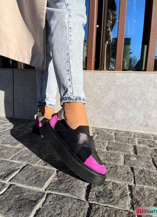 Оригинальный уголок потребителя из дерева с логотипом на заказ