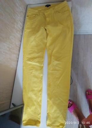 Жеские джинси,добре тягнуться
