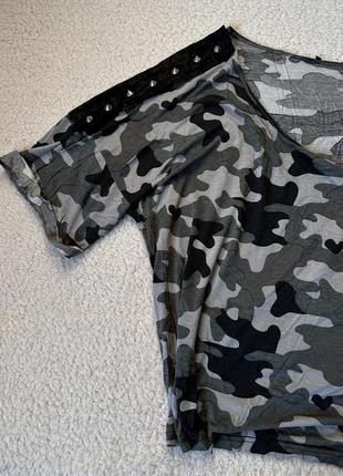 Оверсайз (oversize) кофта милитари (military) с шипами