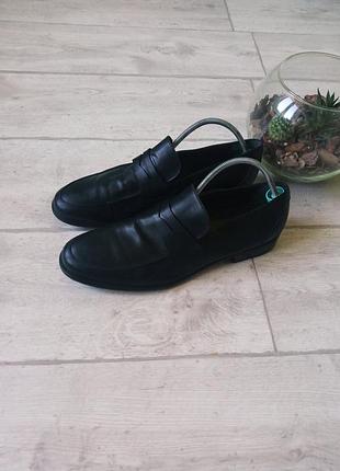 Итальянские кожаные туфли в стиле santoni