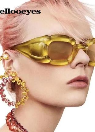 Яркие очки золотые желтые трендовые женские  солнцезащитные y2k prada versace yvl4 фото